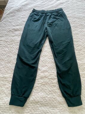 Beyond Yoga Green Drawstring Jogger Pants